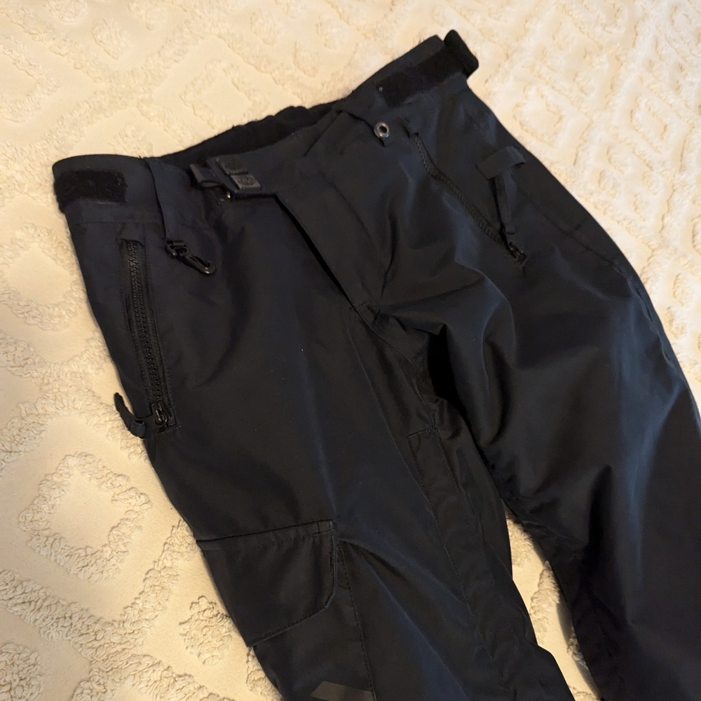 Women's XS 686 Ski pants